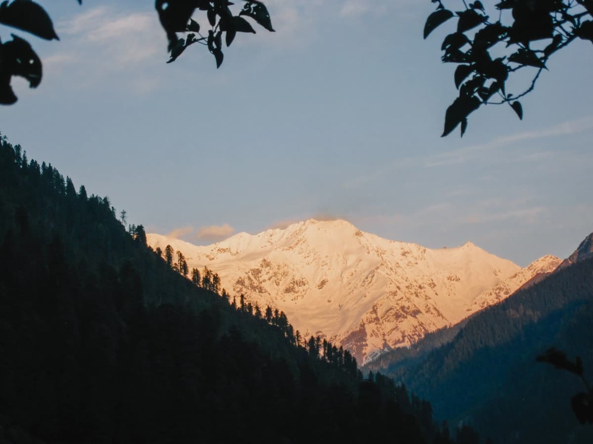 A shot of sur pass trek in Kasol.